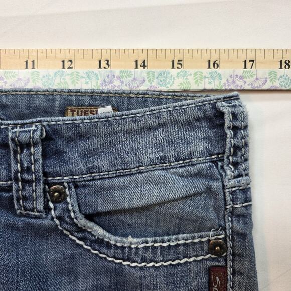 Silver Jeans Womens 29 Tuesday Capri Distressed Medium Wash Blue Denim - Picture 9 of 12